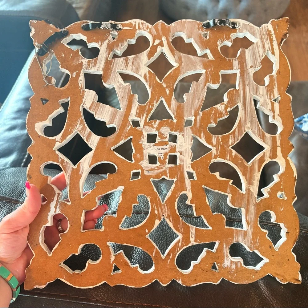 Distressed Shabby Chic Carved Wood Decorative Wall Panel - White - Picture 3 of 3